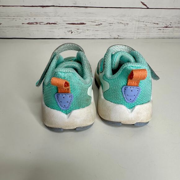 New Balance toddler size 5.5 wide width sneaker blue green - Picture 4 of 6
